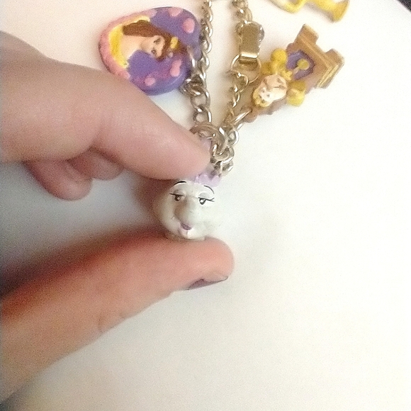 1992 Beauty and the Beast Charm Bracelet - Picture 6 of 7